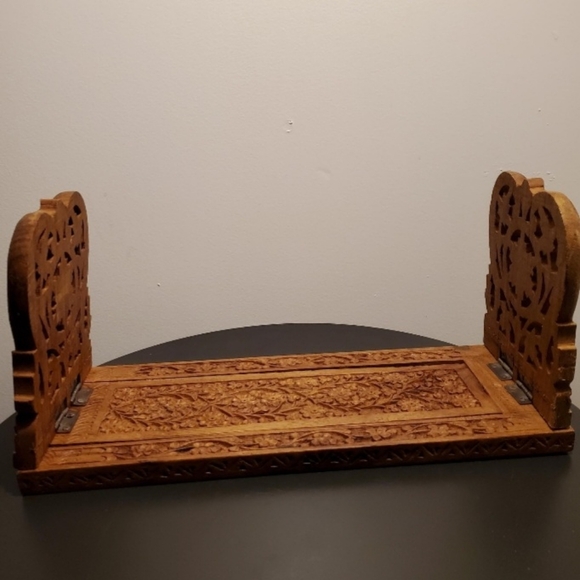 Vintage Extending Book Slide With Maple Leaf Ends Hand Carved Wood, imported - Picture 8 of 10